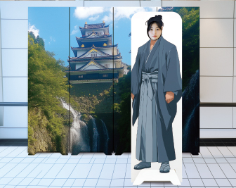 自立式POPパネルの活用例_顔はめパネル_全景